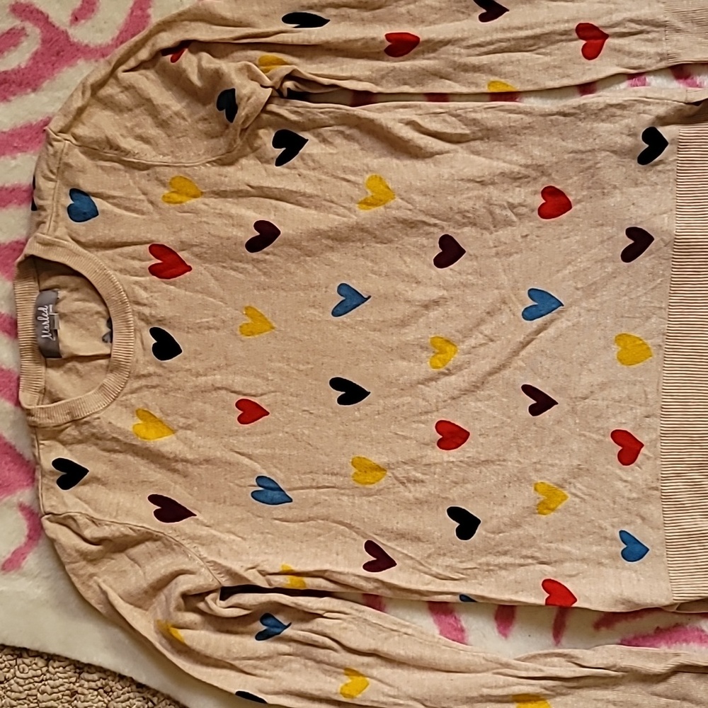 Marled Oatmeal Multi Colored Heart Sweater. XS